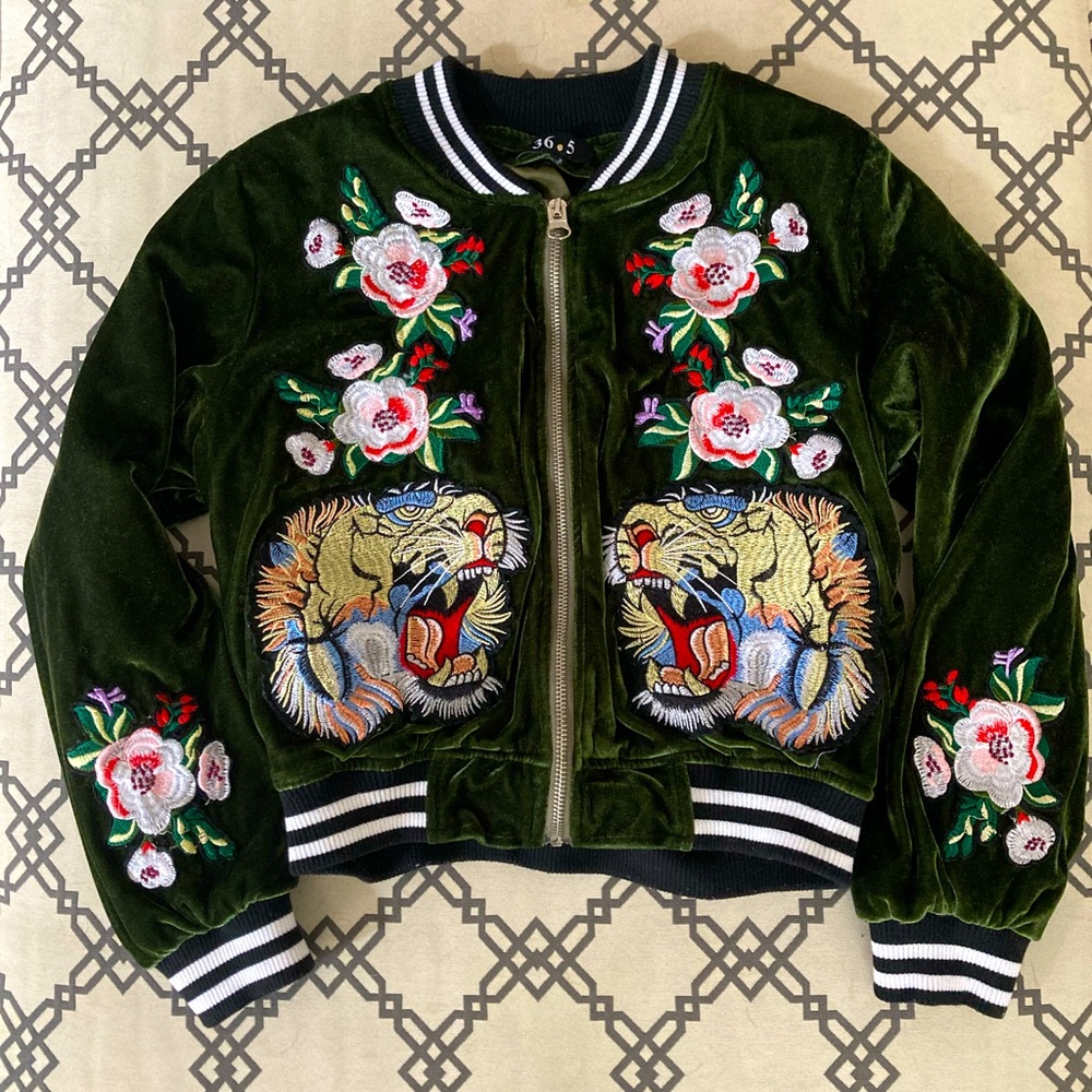 Beautiful velour embroidered jacket